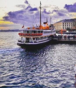 Istanbul Vapur Besiktas Iskelesi